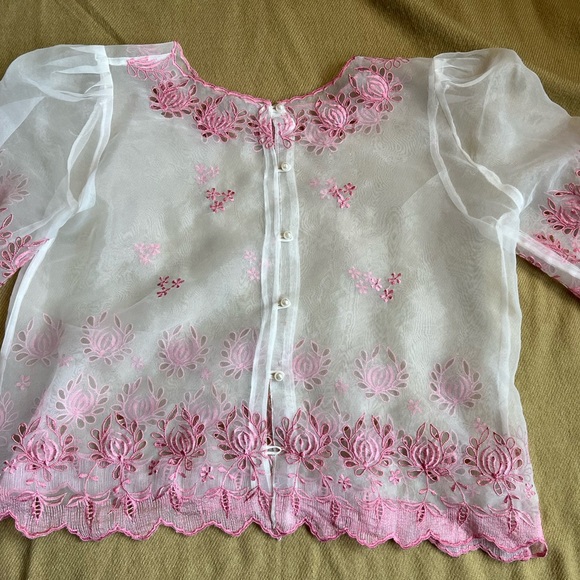 Vintage Top Blouse Womens M pink Pearl Button Up Embroidery Flower loose fitting - Picture 9 of 11